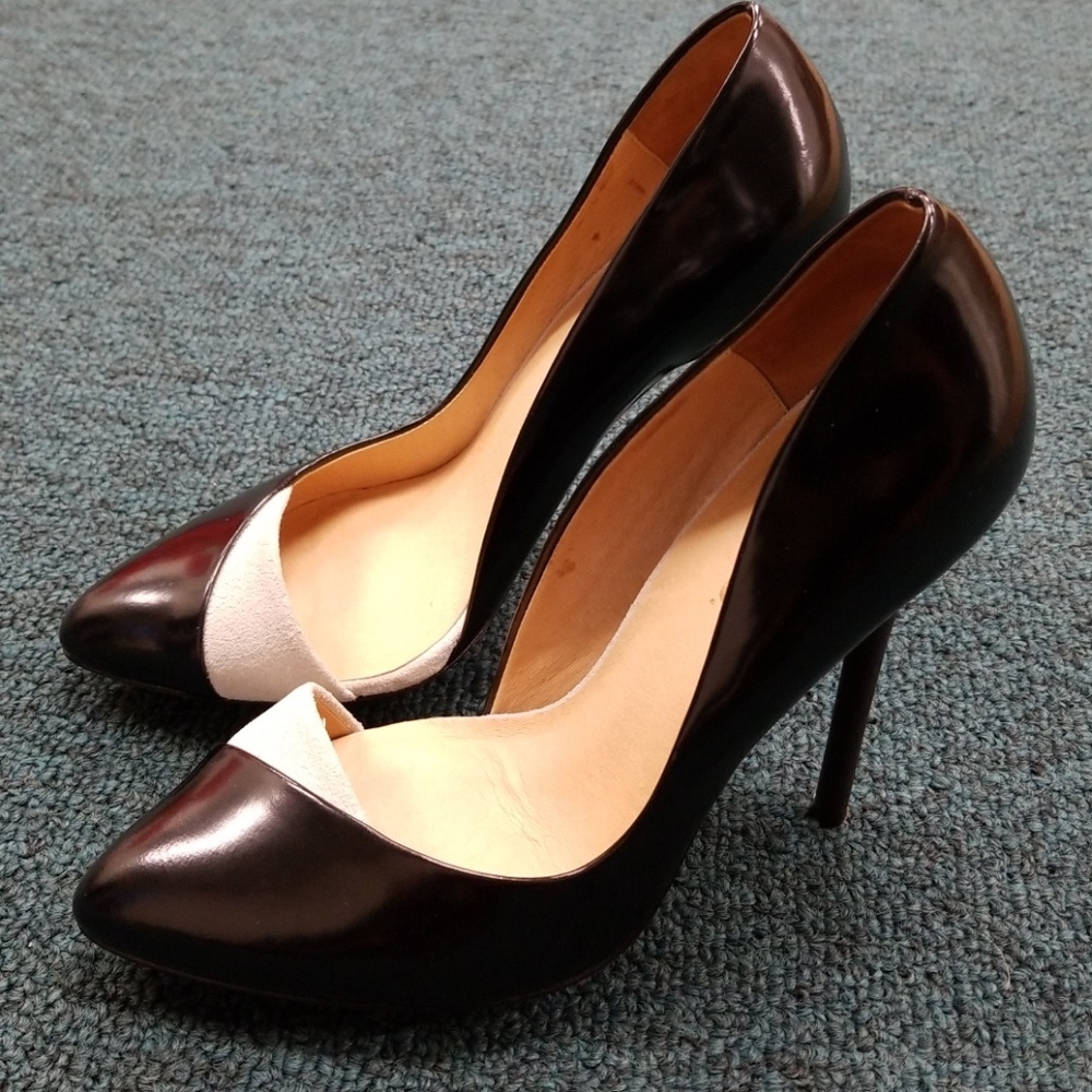 L.A.M.B two toned stiletto pump 4"